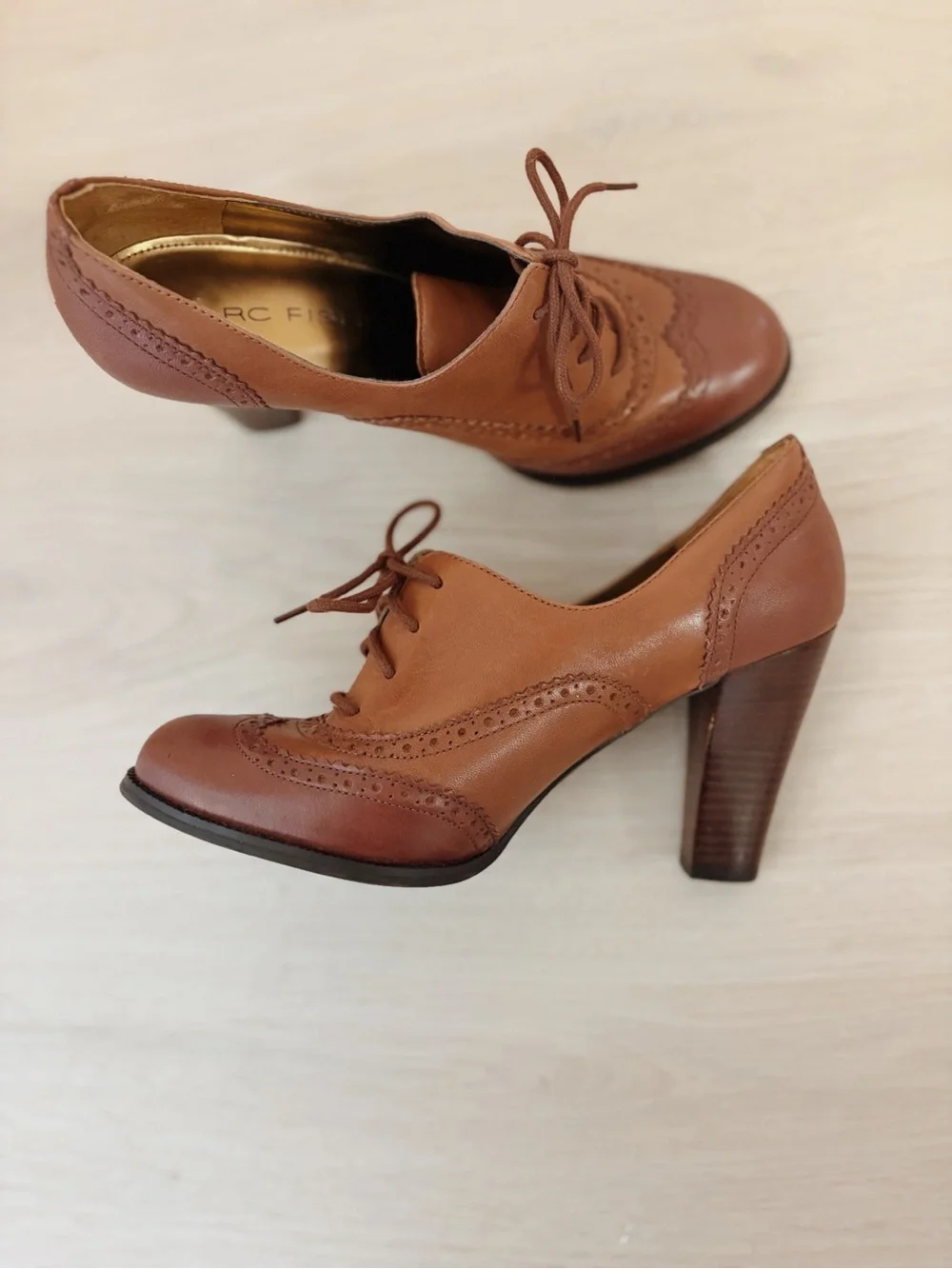 Marc Fisher Vintage Tan leather lace up brogue heels, coquette 40s style heels